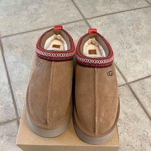 Womens Ugg Tazz Slipper Size 9